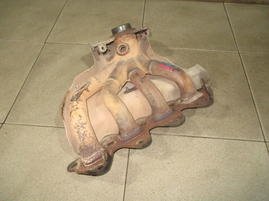 Коллектор выпускной Renault Megane 2