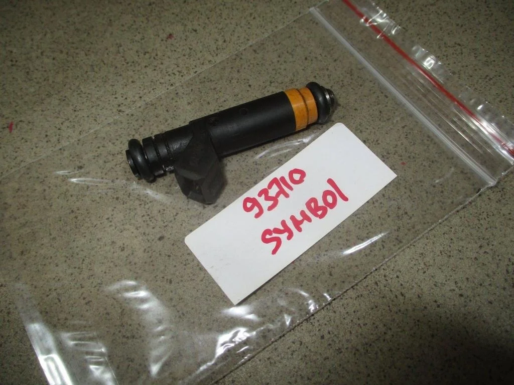 Форсунка топливная Renault Symbol 1