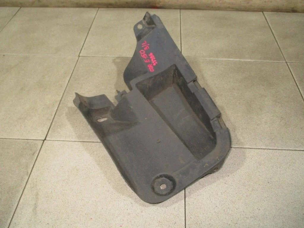 Пыльник наружный Toyota Corolla E150