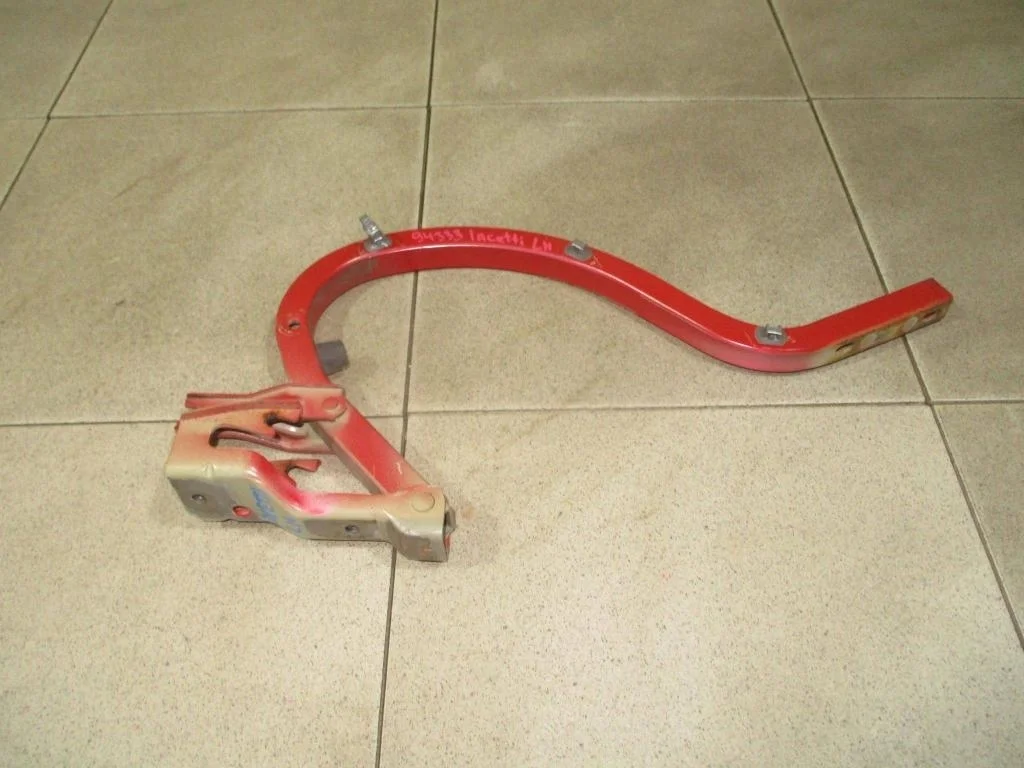 Петля крышки багажника Chevrolet Lacetti J200