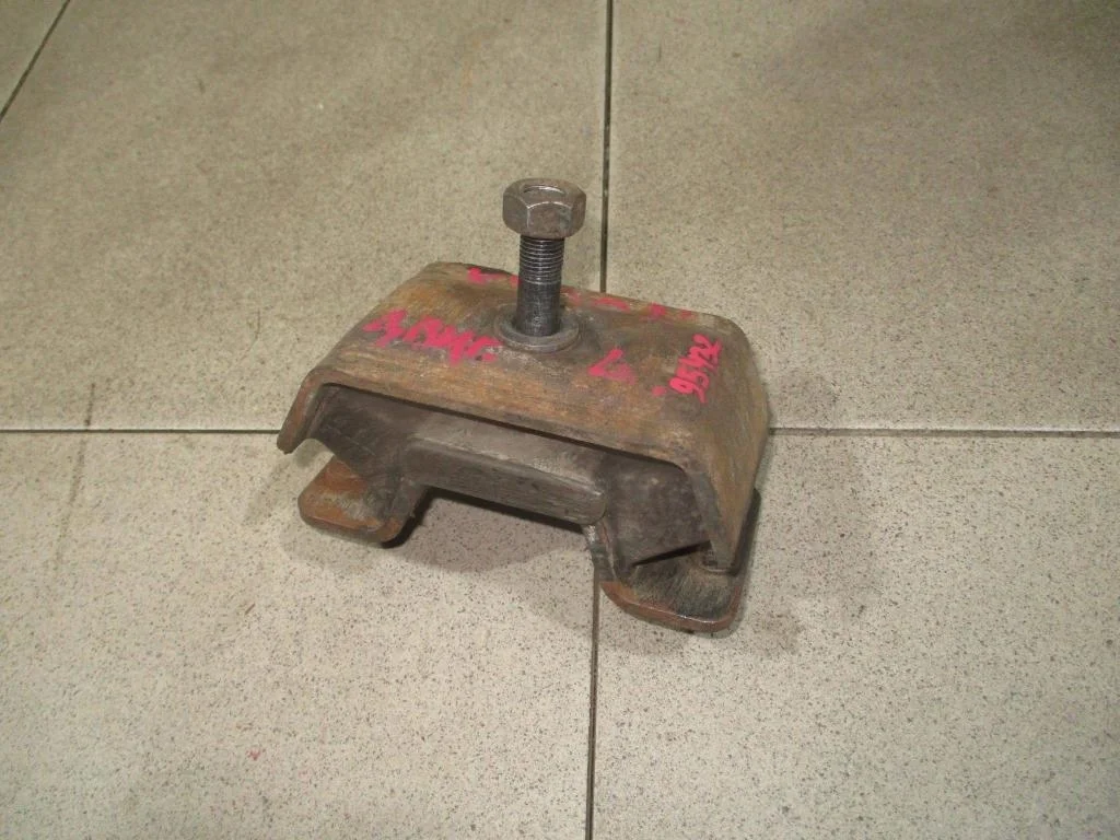 Опора двигателя SsangYong Kyron 2008 DJ