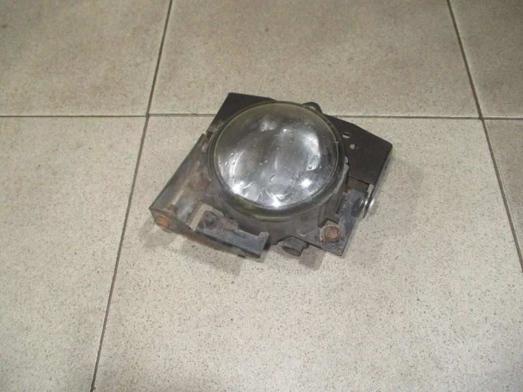 Фара противотуманная Mitsubishi Outlander 2 2007 CW