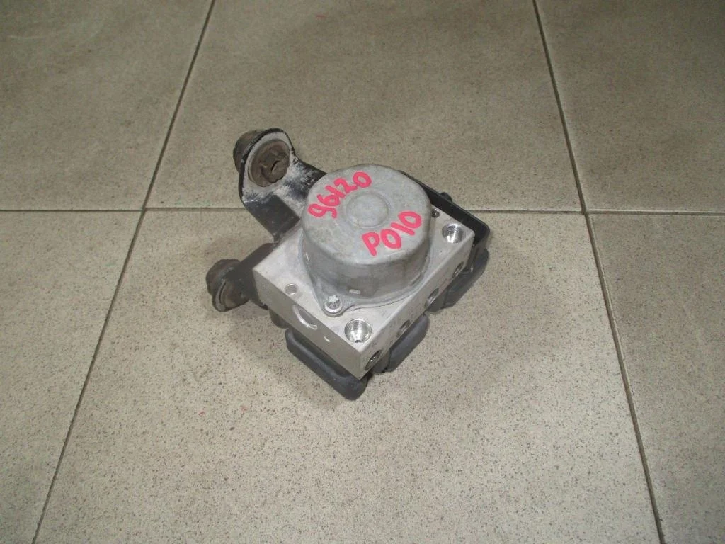 Блок abs Volkswagen Polo 5 2017