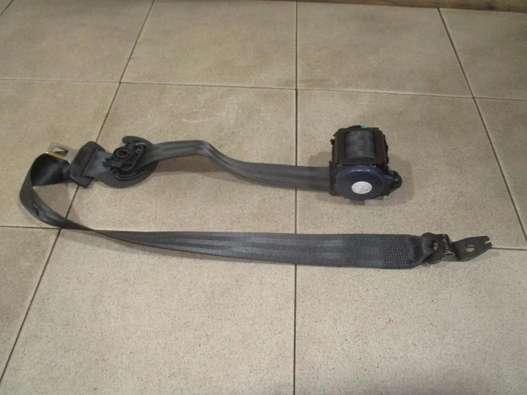 Ремень безопасности Volkswagen Polo 5 2017