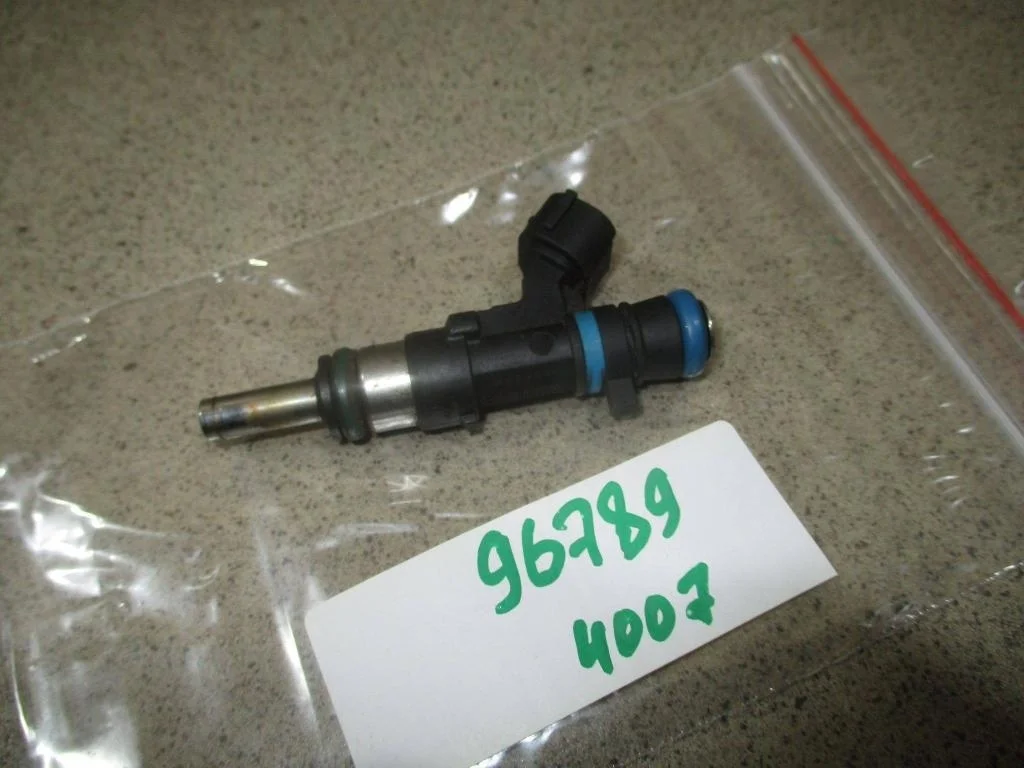 Форсунка топливная Peugeot 4007 2011