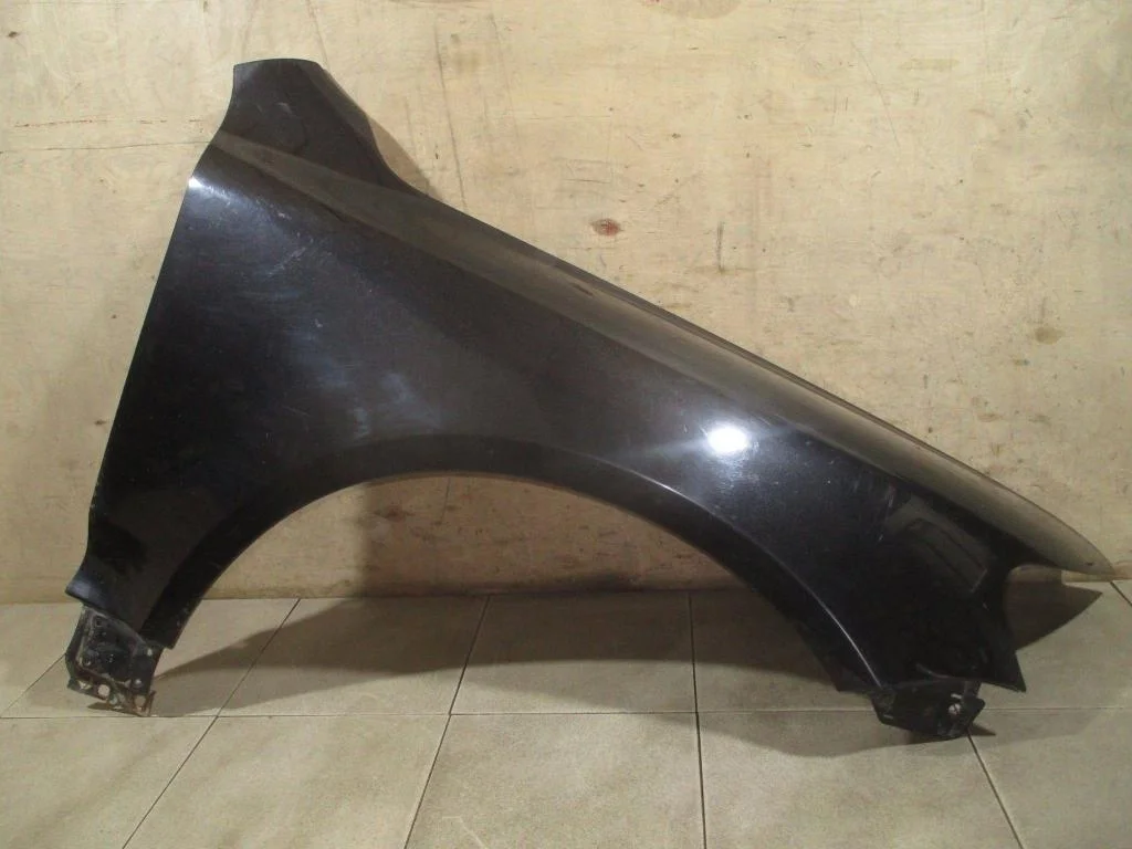 Крыло переднее правое Volkswagen Touareg 1 GP