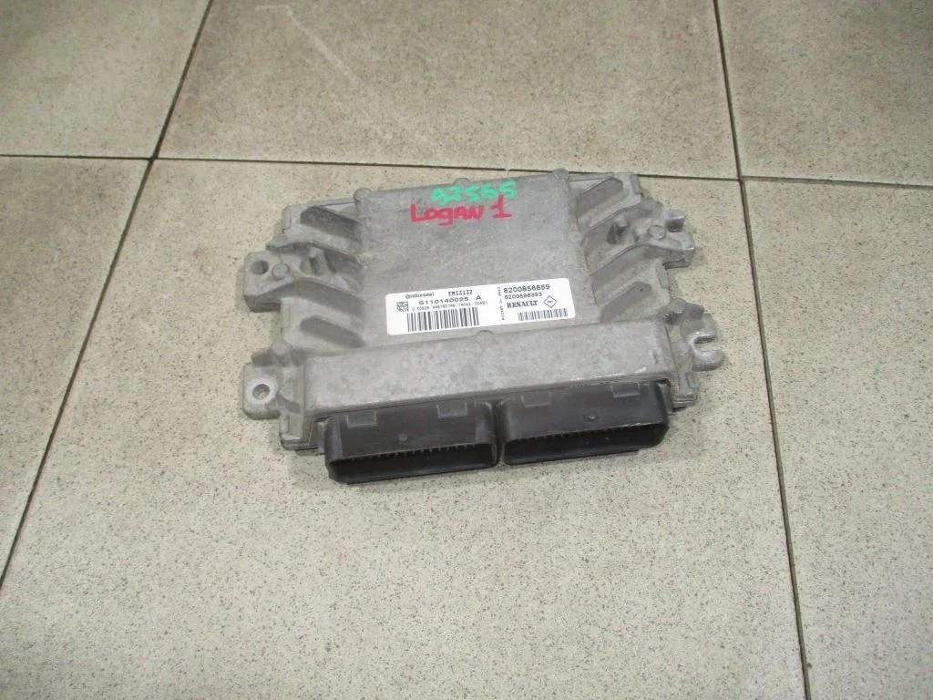 Блок управления двигателем Renault Logan 1 L90