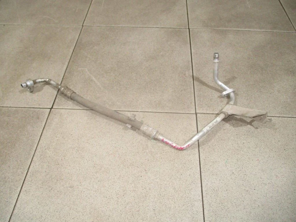 Трубка кондиционера Renault Logan 2 2015 L52