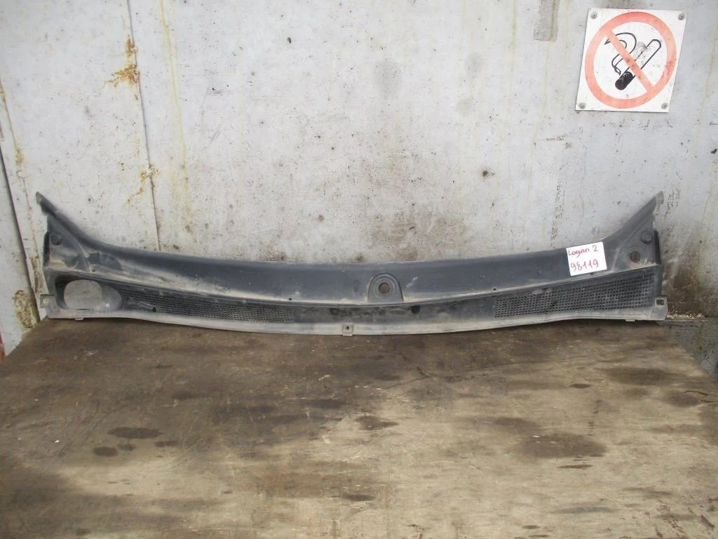 Решетка стеклоочистителя Renault Logan 2 L52