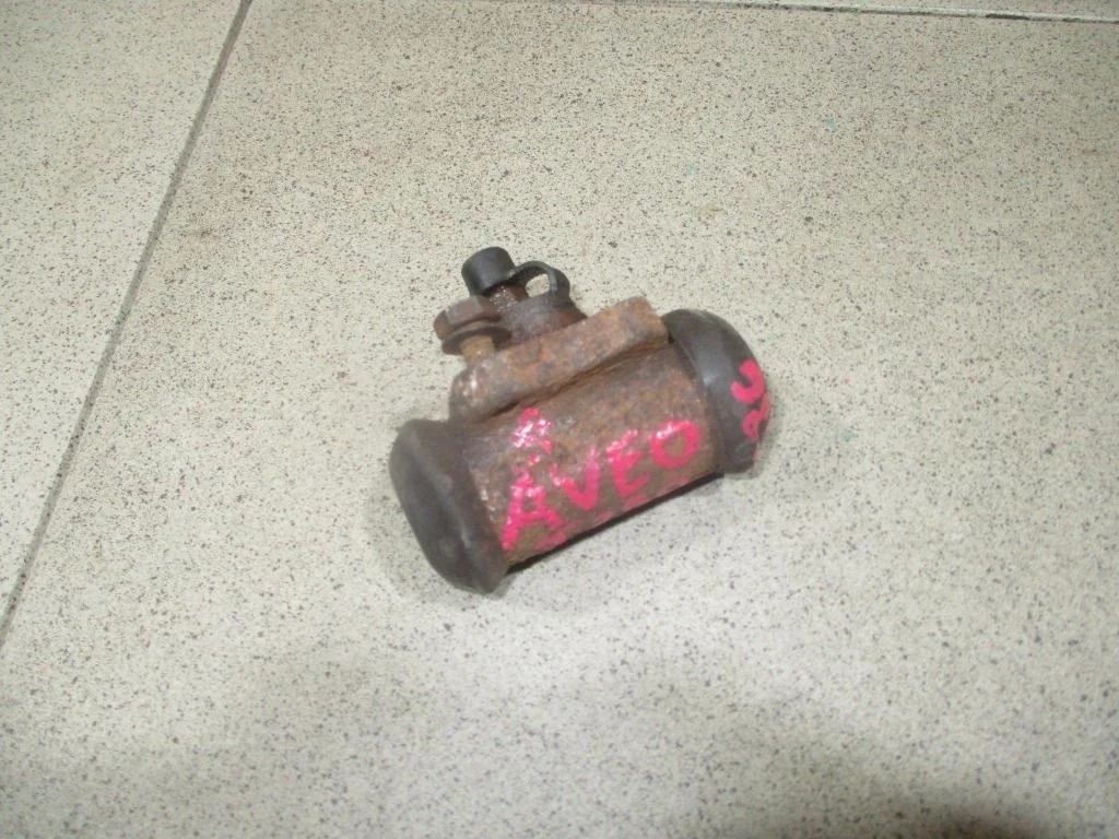 Цилиндр тормозной задний Chevrolet Aveo T250, T255