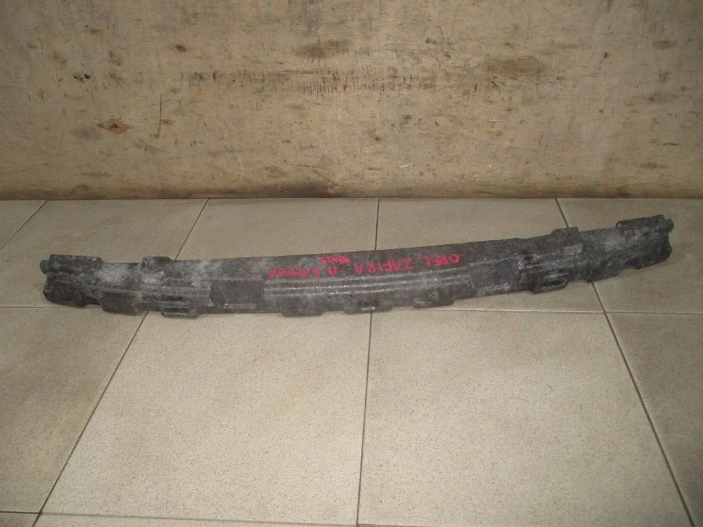 Наполнитель переднего бампера Opel Zafira 2012 C