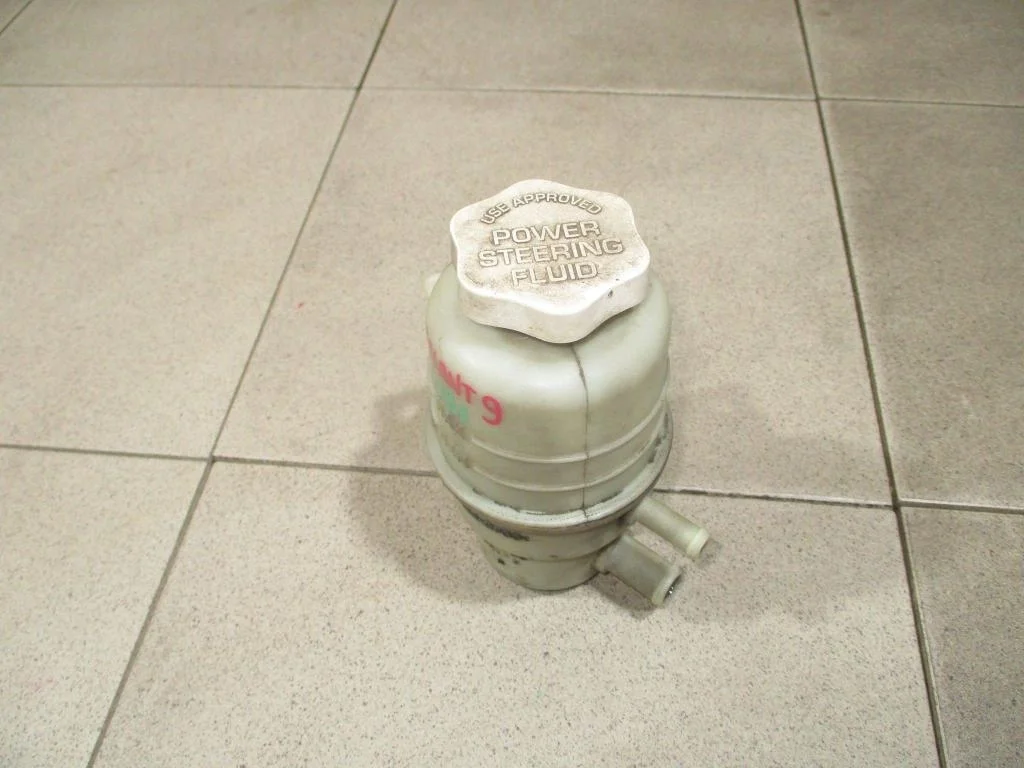 Бачок гидроусилителя Mitsubishi Galant 9 DJ, DM