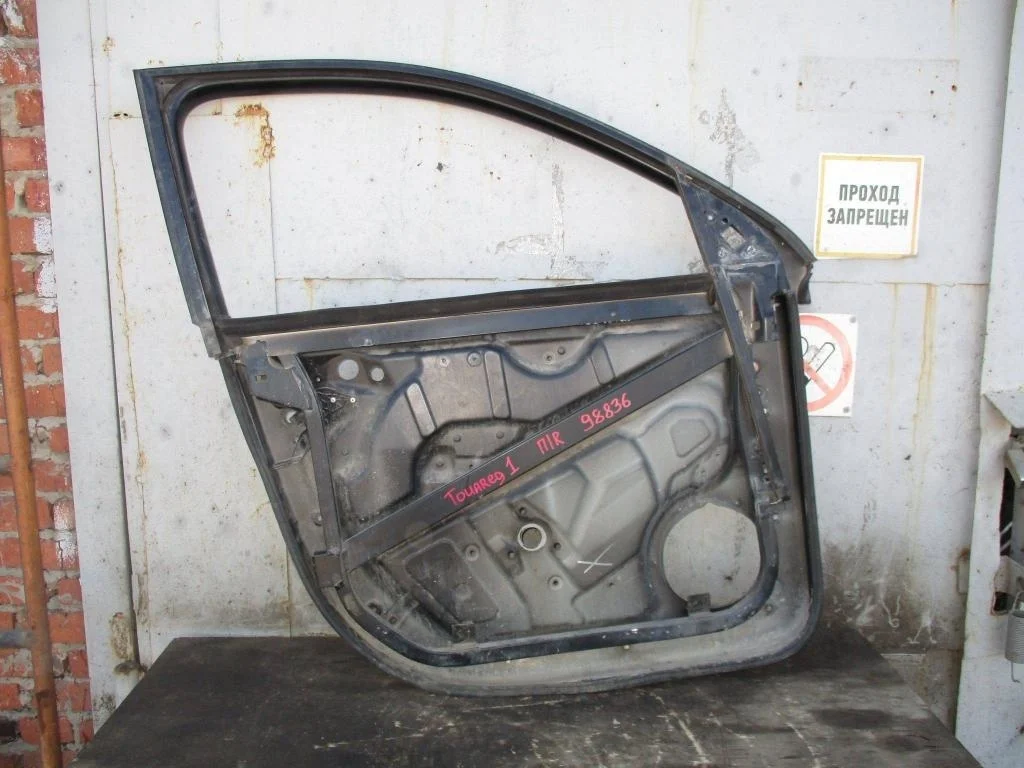 Рамка двери Volkswagen Touareg 1 GP
