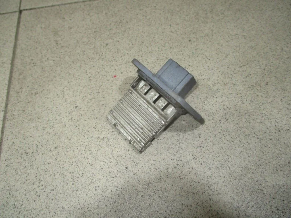 Резистор отопителя Chevrolet Aveo T250, T255