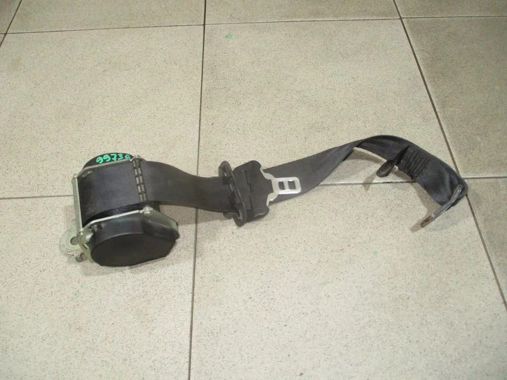 Ремень безопасности Renault Logan 1 L90