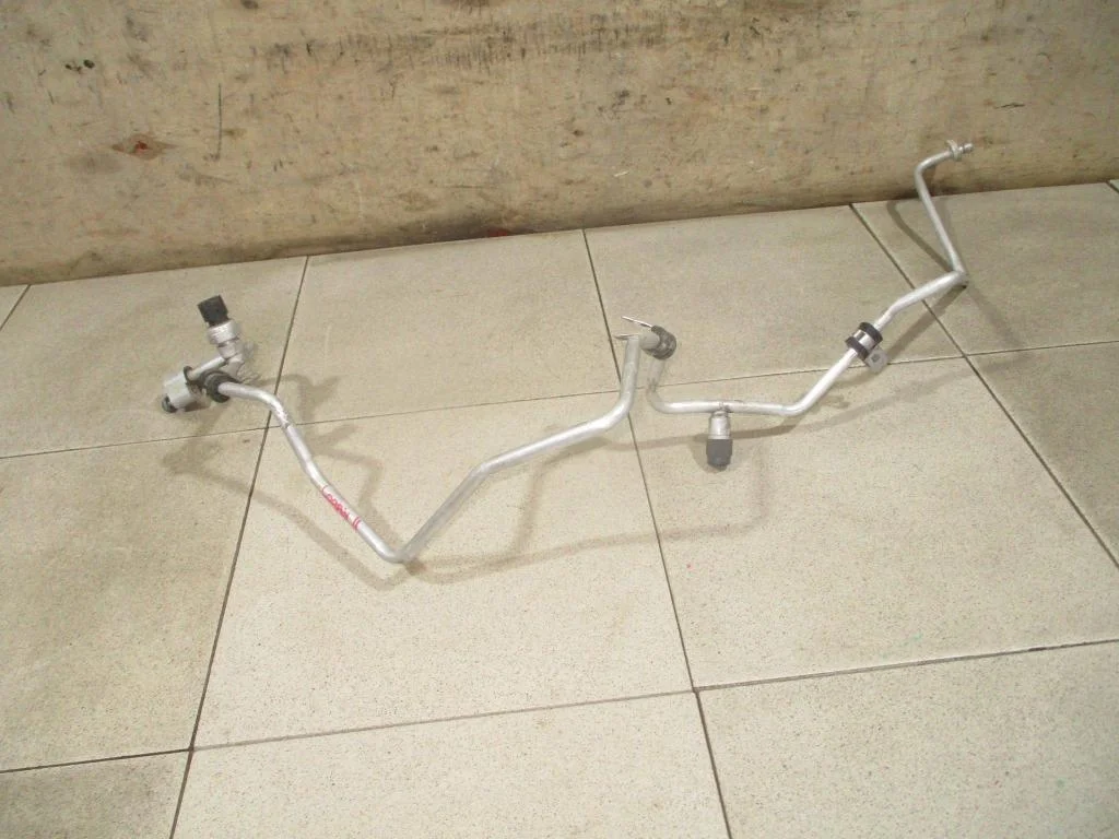 Трубка кондиционера Renault Logan 2 L52