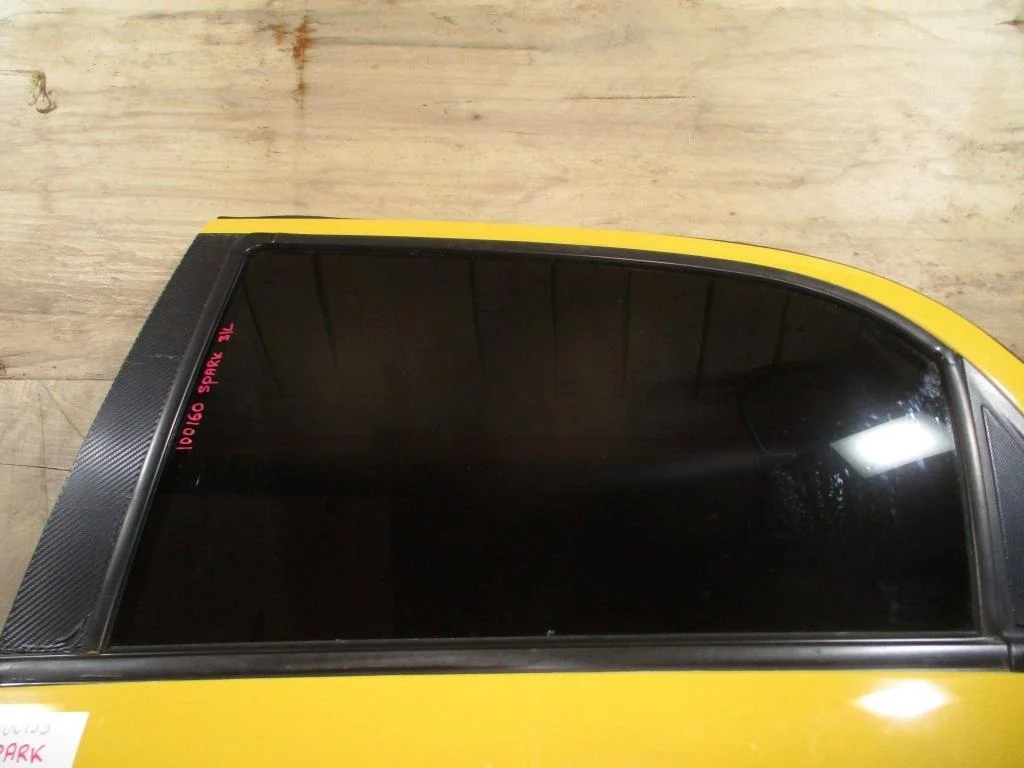 Стекло двери задней левой Chevrolet Spark 2005 M200, M250