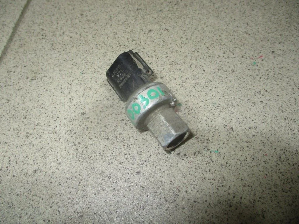 Датчик кондиционера Mitsubishi Galant 9 DJ, DM