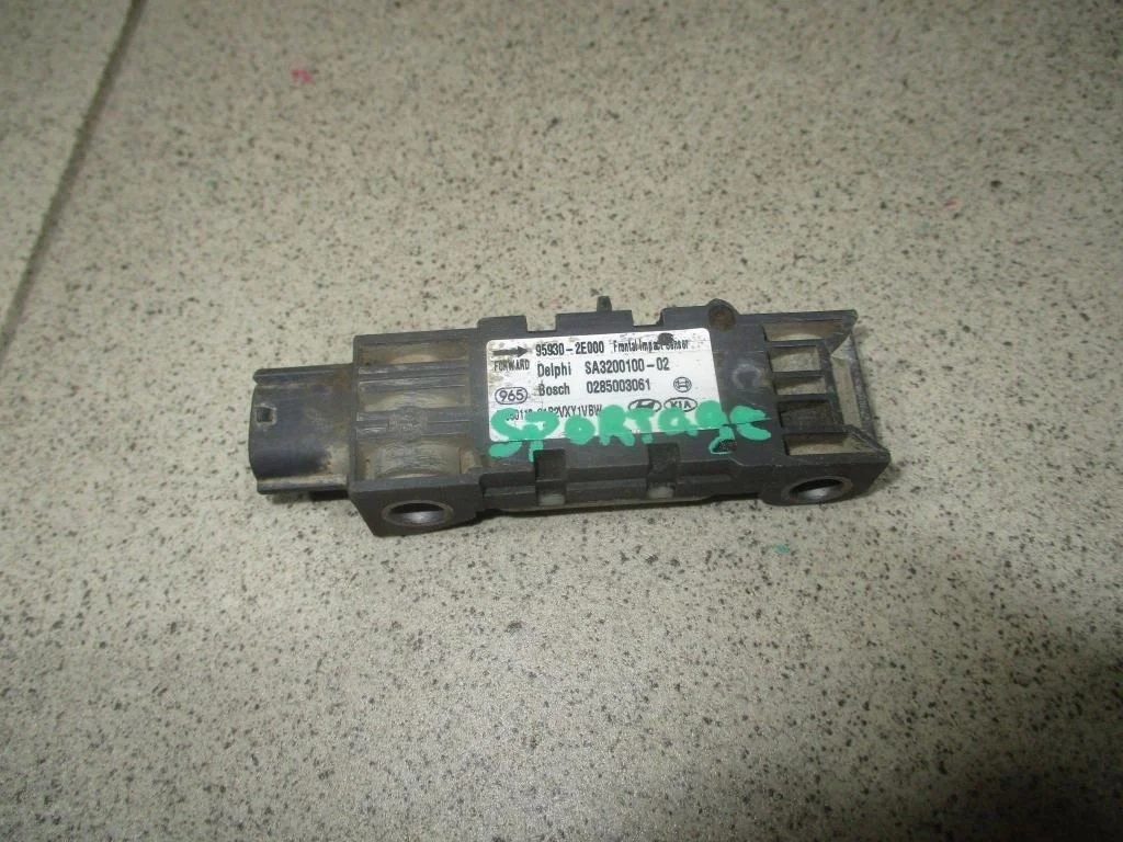 Датчик air bag Kia Sportage 2 2007 KM