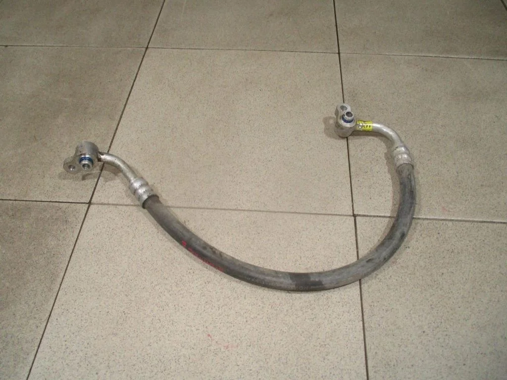 Трубка кондиционера Kia Sportage 2 2007 KM