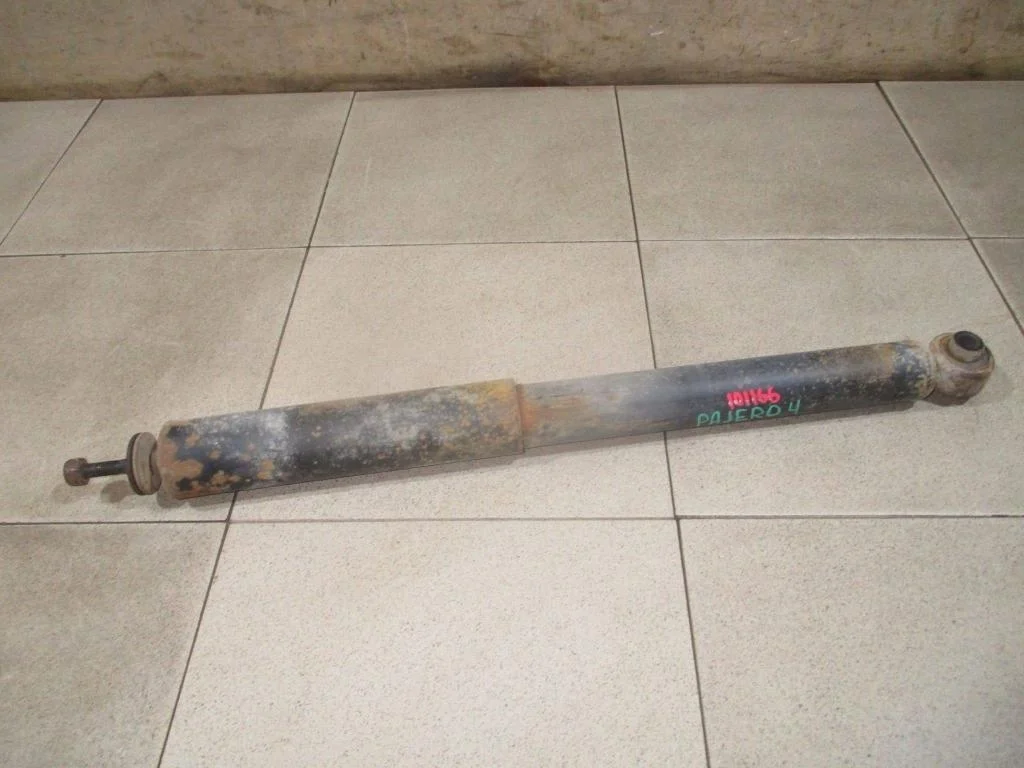 Амортизатор задний Mitsubishi Pajero 4 2008 V80, V90