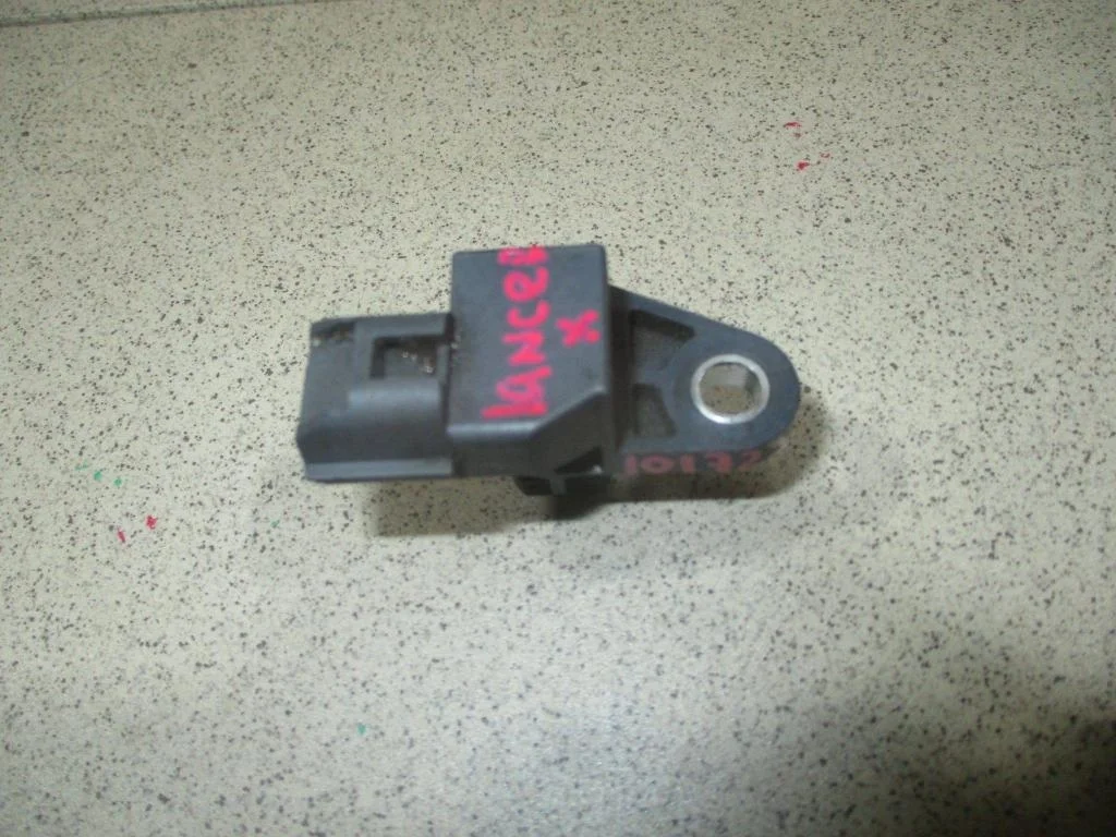 Датчик положения распредвала Mitsubishi Lancer 10 CY