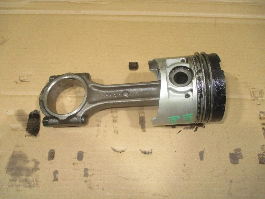 Поршень с шатуном Hyundai Porter 2007 AU