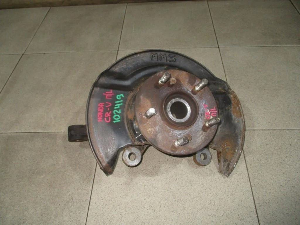 Кулак поворотный передний левый Honda CR-V 3 2008 RE