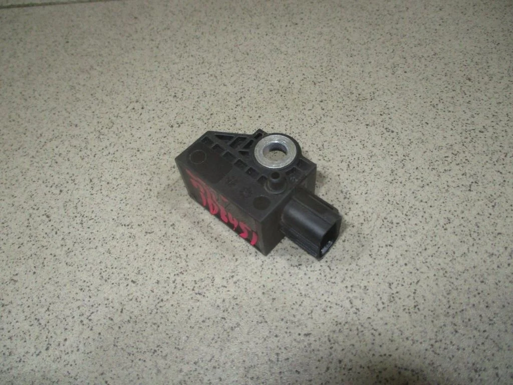 Датчик air bag Honda CR-V 3 2008 RE