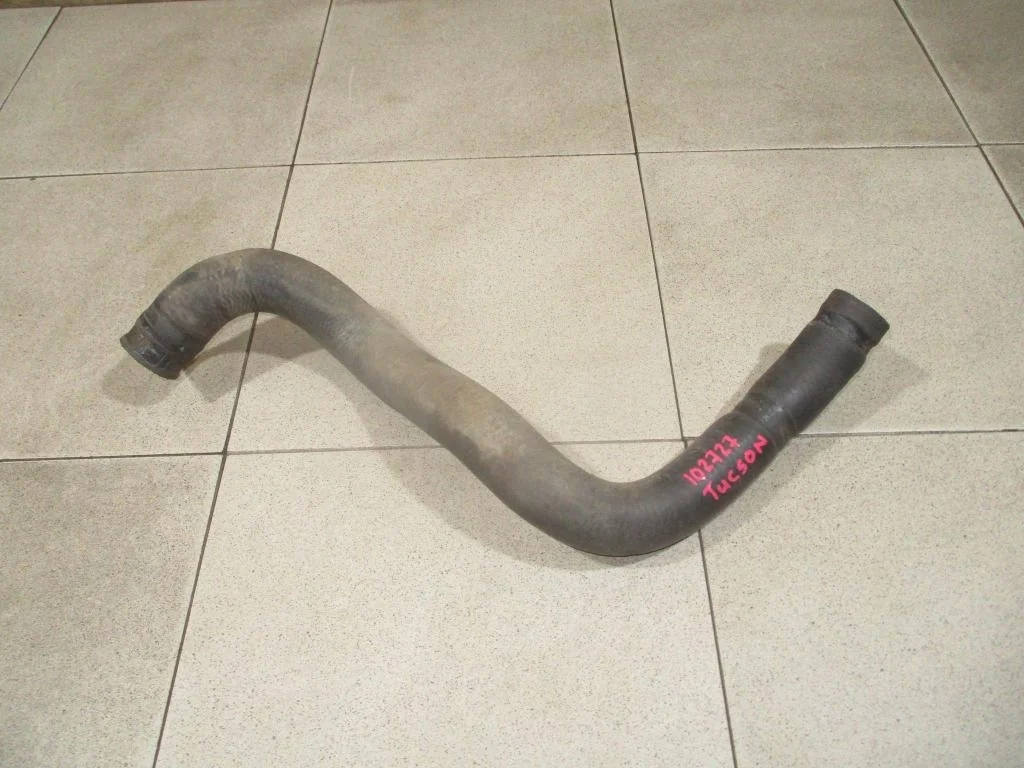 Патрубок радиатора Hyundai Tucson 1 2007 JM