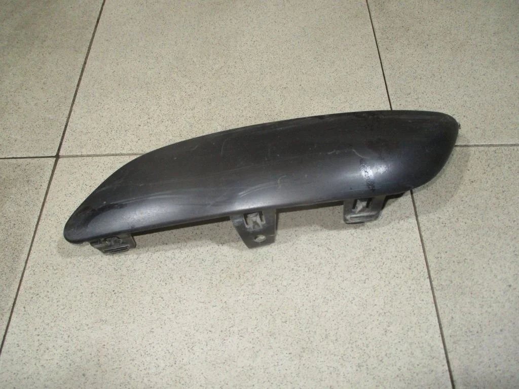 Молдинг переднего бампера левый Peugeot 207 2008