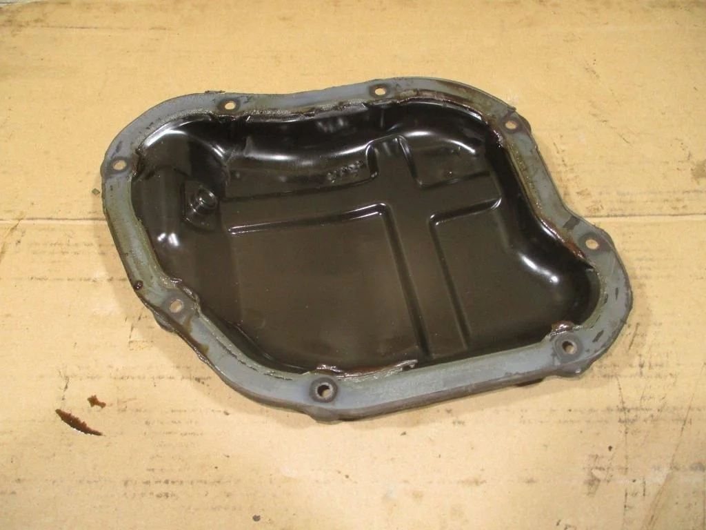 Поддон масляный двигателя Nissan Juke F15