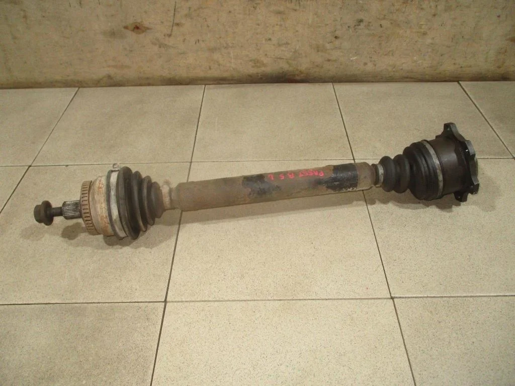 Полуось передняя левая Volkswagen Passat 1999 B5