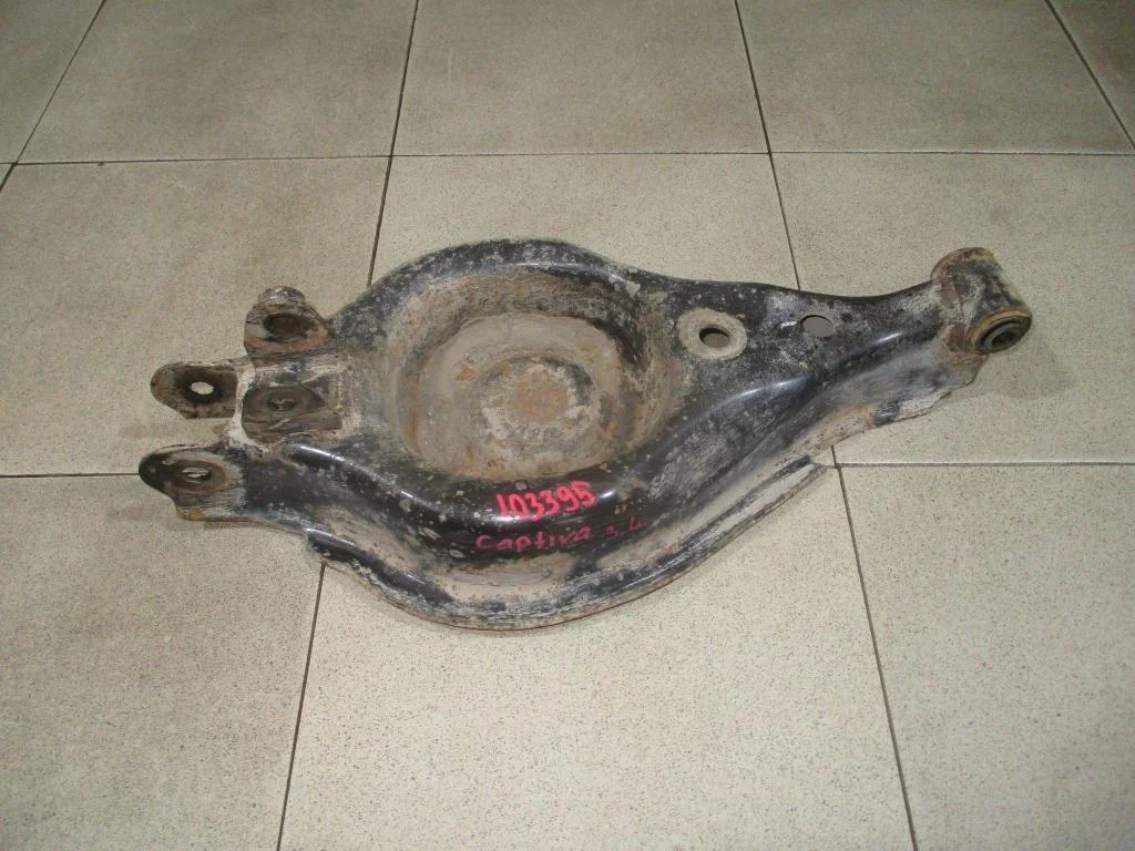 Рычаг задний нижний левый Chevrolet Captiva 2007 C100