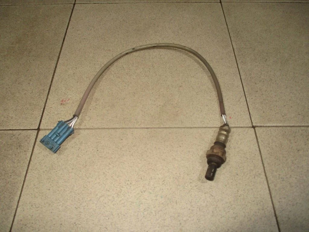 Датчик кислородный Peugeot 207