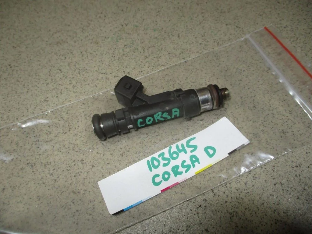 Форсунка топливная Opel Corsa 2008 D