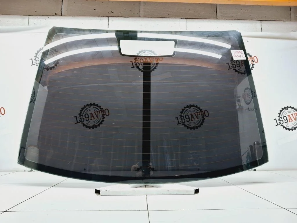 Стекло заднее Ford Focus 2