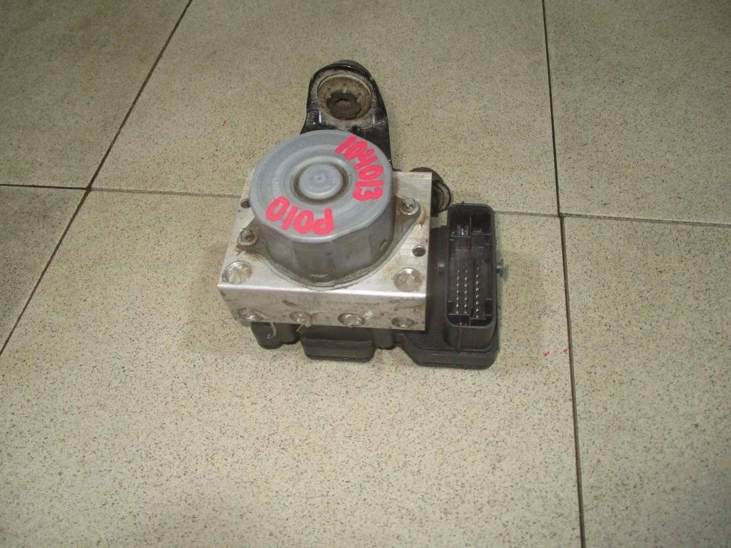 Блок abs Volkswagen Polo 5