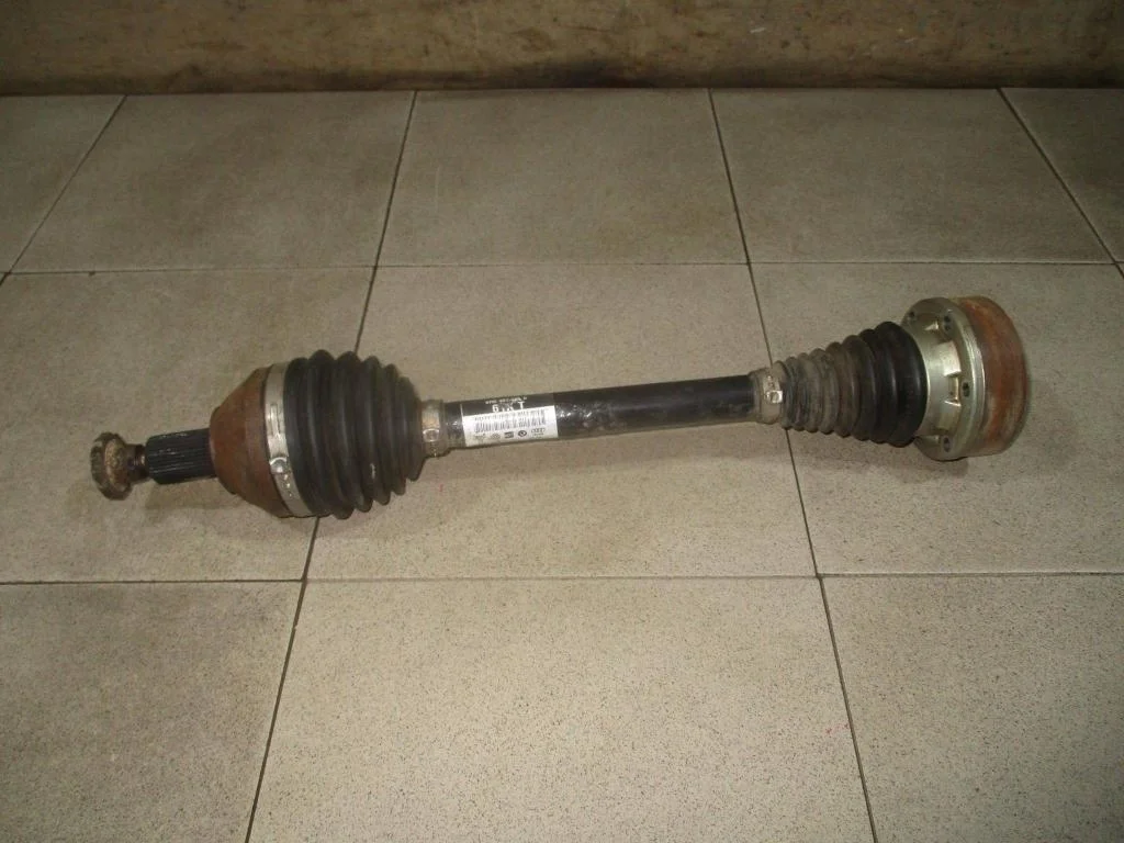 Полуось передняя левая Volkswagen Polo 5