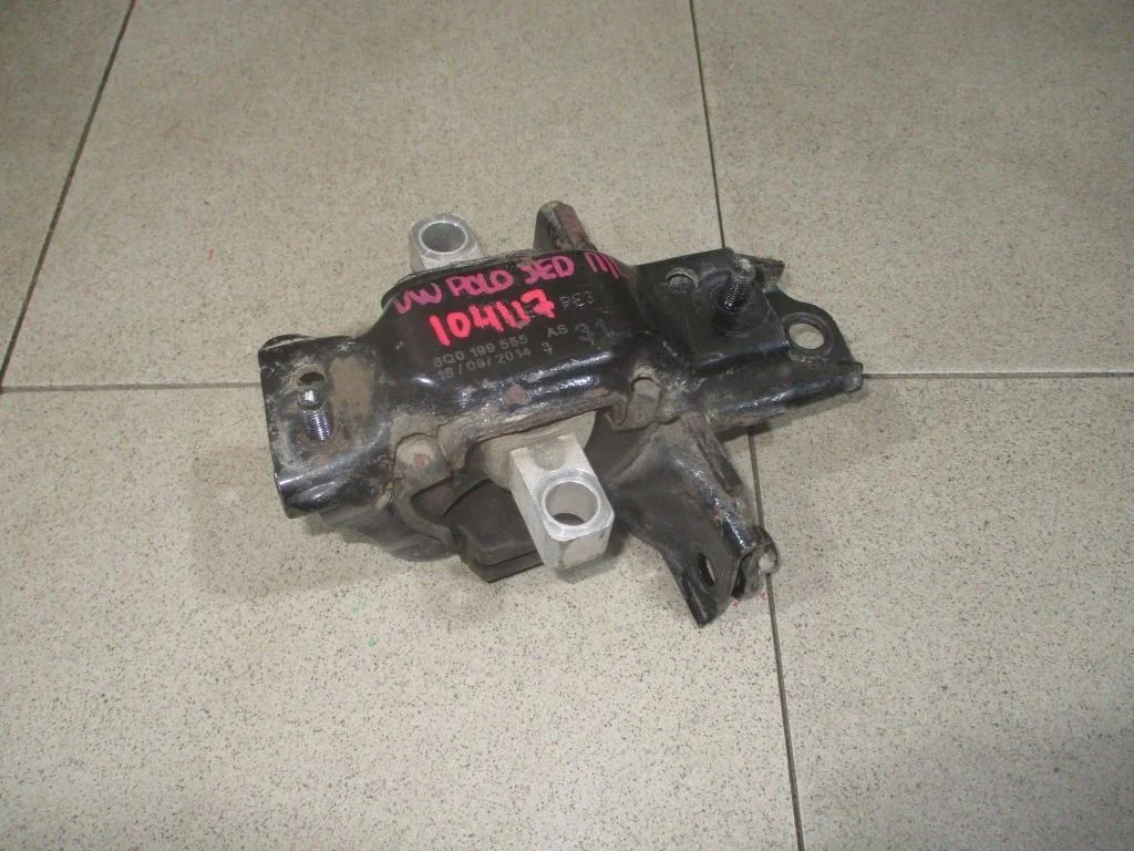 Опора кпп левая Volkswagen Polo 5