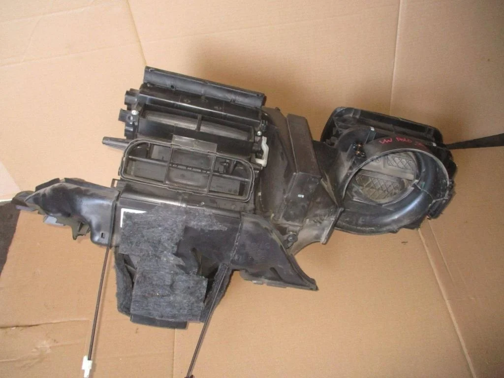 Корпус отопителя Volkswagen Polo 5