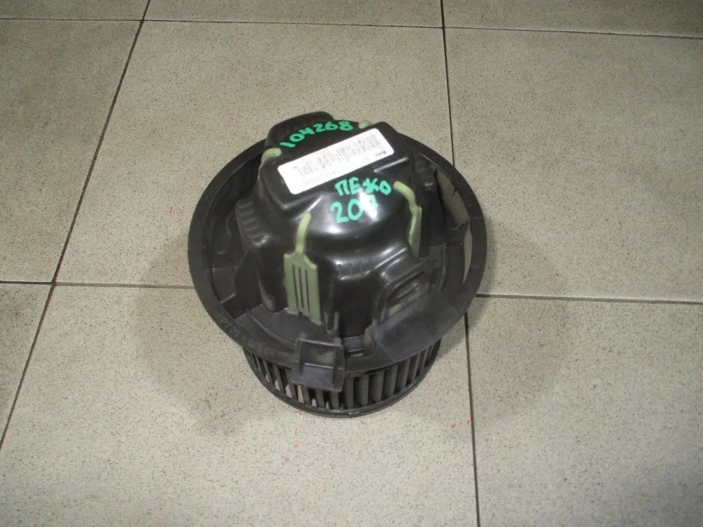 Моторчик печки Peugeot 207