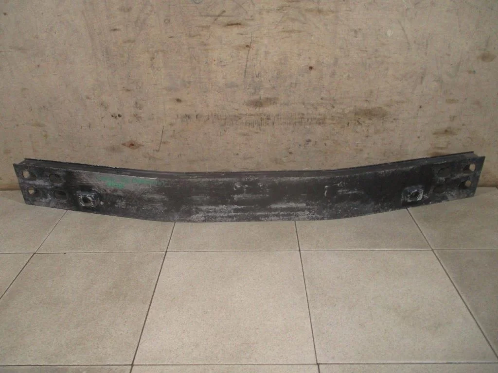 Усилитель переднего бампера Lexus NX200t 2015 AZ10