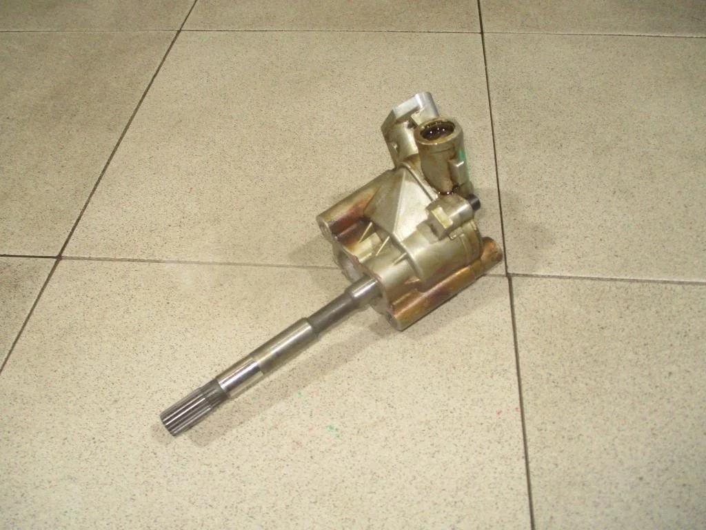 Насос масляный Volkswagen Passat 1999 B5