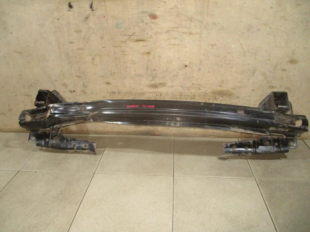 Усилитель переднего бампера Hyundai Tucson 1 JM