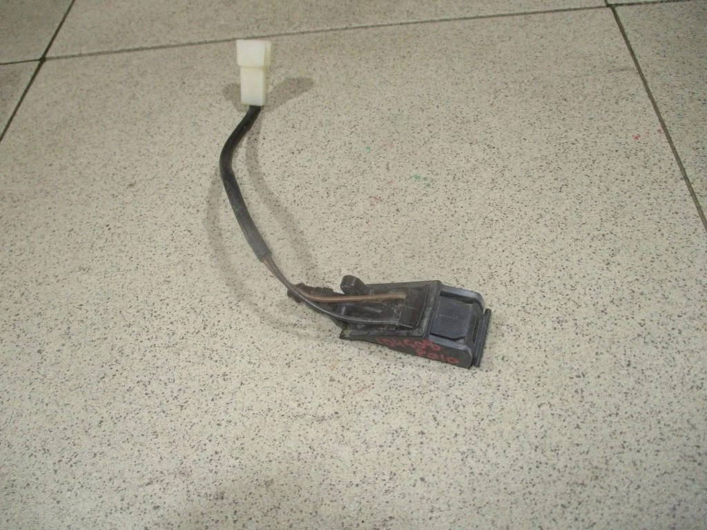 Форсунка омывателя лобового стекла Volkswagen Polo 5