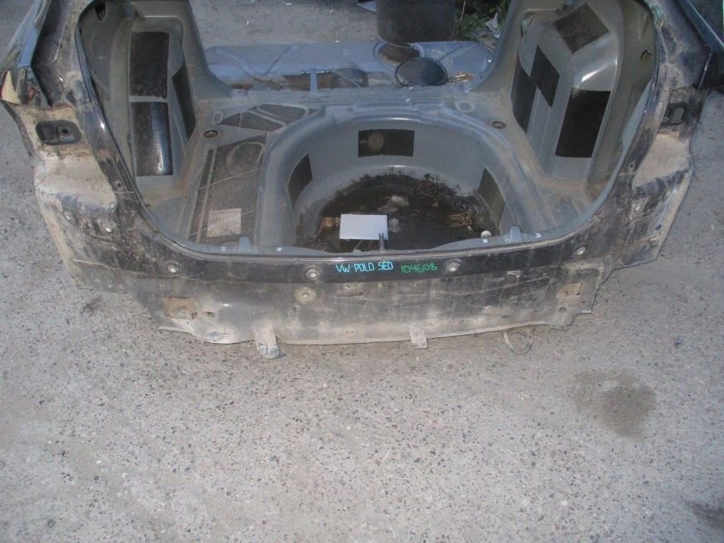 Панель задняя Volkswagen Polo 5