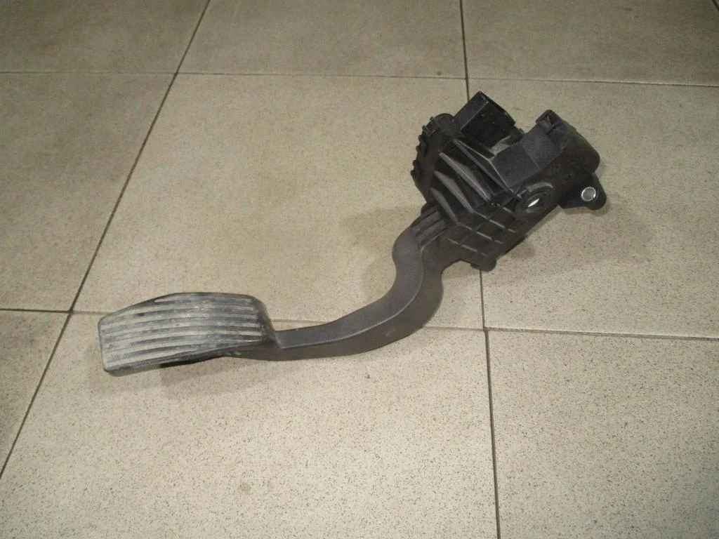Педаль газа Fiat Grande Punto 2012 199