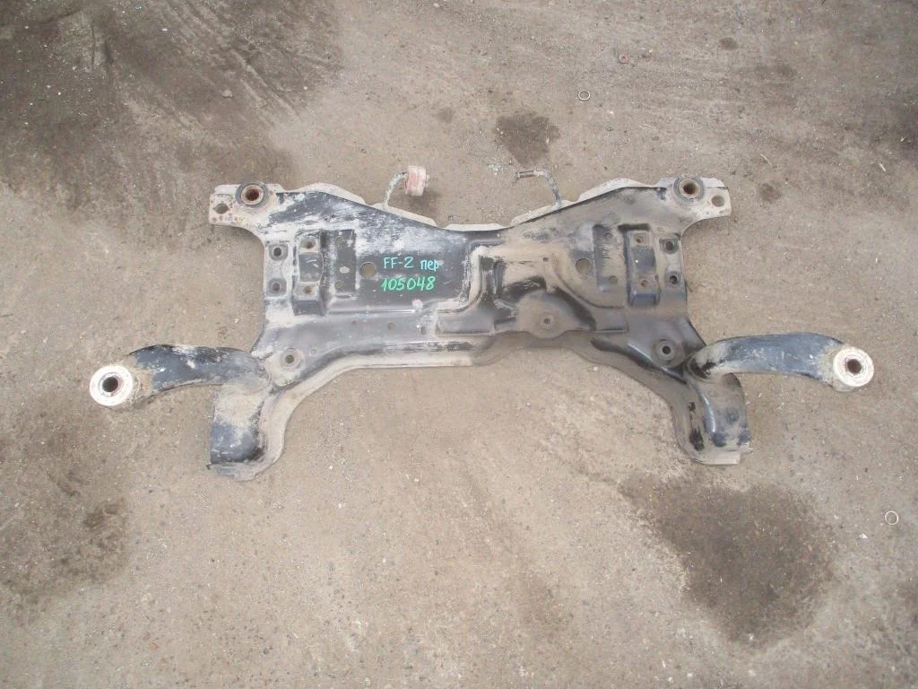 Подрамник Ford Focus 2