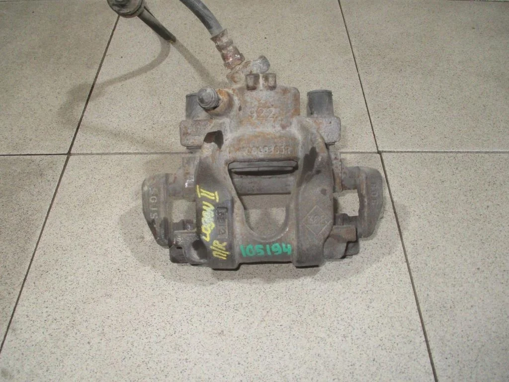 Суппорт передний правый Renault Logan 2 L52